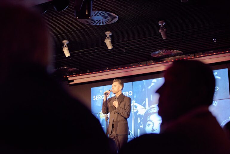 tributo a Raphael y Camilo Sesto, interpretado por Sergio Romero. - Casino CIRSA - Fotos: @myimages.es